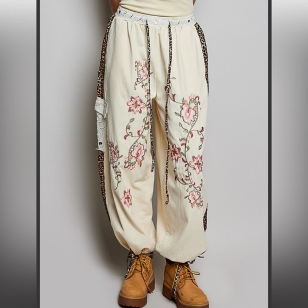 POL Cream Floral Embroidered Pants